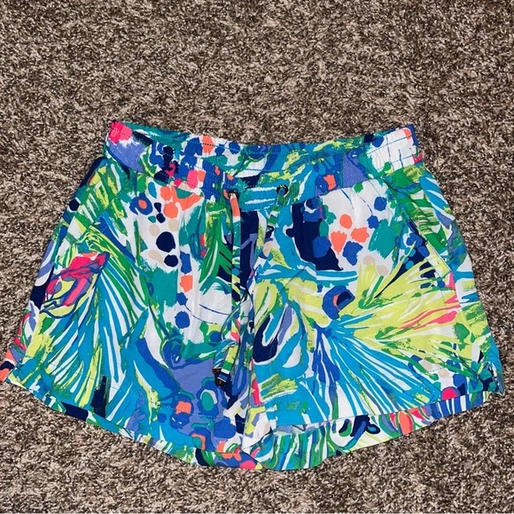 Lilly Pulitzer Pants - Lilly Pulitzer womens Katia shorts size xxs